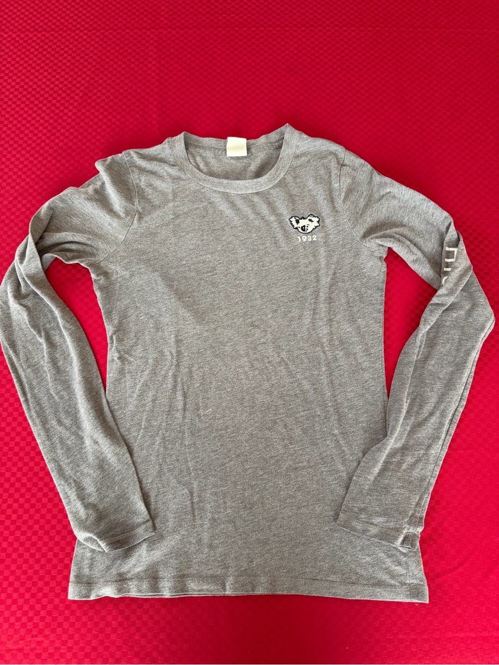 Gilly Hicks Gray Long-Sleeve Crewneck Top with Heart Logo